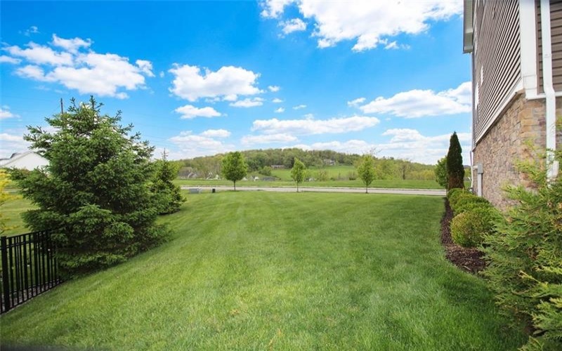 4040 Overview, Canonsburg, 15317, 3 Bedrooms Bedrooms, 9 Rooms Rooms,2.1 BathroomsBathrooms,Residential,For Sale,Overview,1750699