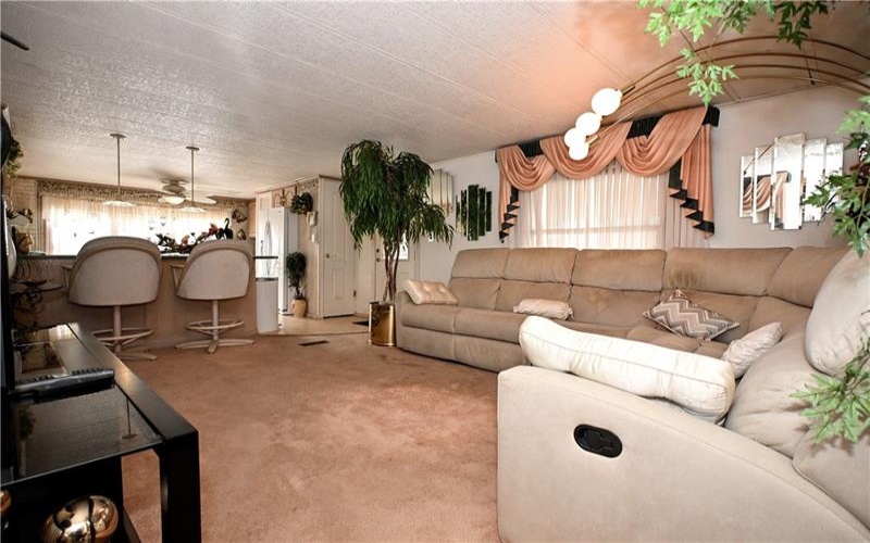 6 Roundtable Dr, Belle Vernon, 15012, 2 Bedrooms Bedrooms, 5 Rooms Rooms,1 BathroomBathrooms,Residential,For Sale,Roundtable Dr,1749355