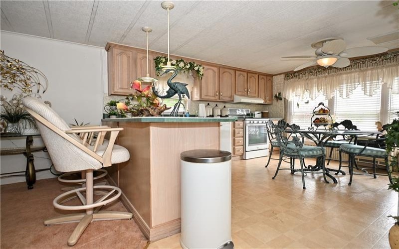 6 Roundtable Dr, Belle Vernon, 15012, 2 Bedrooms Bedrooms, 5 Rooms Rooms,1 BathroomBathrooms,Residential,For Sale,Roundtable Dr,1749355