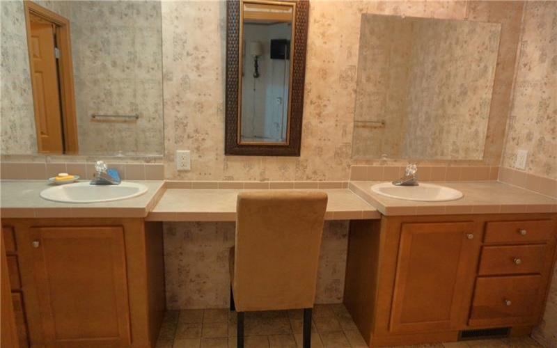 120 Alex Lane, Somerset, 15501, 2 Bedrooms Bedrooms, 7 Rooms Rooms,2 BathroomsBathrooms,Residential,For Sale,Alex Lane,1749356