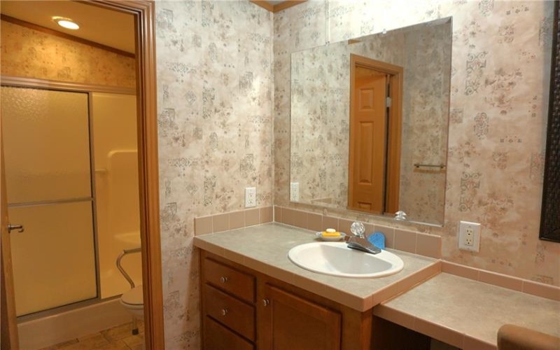 120 Alex Lane, Somerset, 15501, 2 Bedrooms Bedrooms, 7 Rooms Rooms,2 BathroomsBathrooms,Residential,For Sale,Alex Lane,1749356