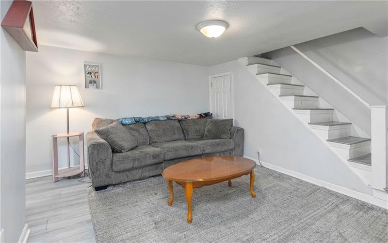 430 1/2 Glass Alley, Houston, 15342, 2 Bedrooms Bedrooms, 5 Rooms Rooms,1 BathroomBathrooms,Residential,For Sale,Glass Alley,1749359