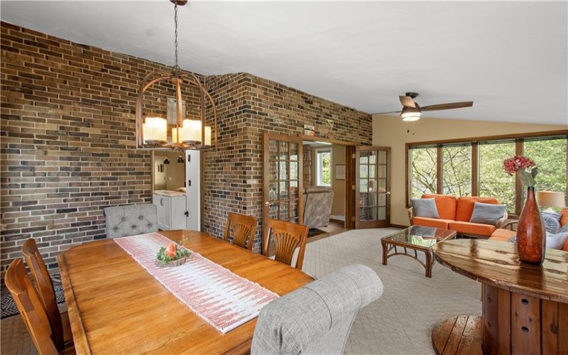 201 Hemlock Dr, McMurray, 15317, 4 Bedrooms Bedrooms, 12 Rooms Rooms,2.1 BathroomsBathrooms,Residential,For Sale,Hemlock Dr,1749380