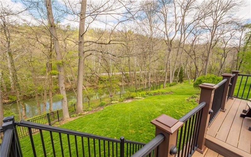 201 Hemlock Dr, McMurray, 15317, 4 Bedrooms Bedrooms, 12 Rooms Rooms,2.1 BathroomsBathrooms,Residential,For Sale,Hemlock Dr,1749380