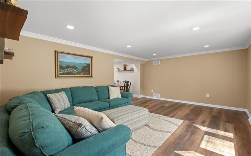 201 Hemlock Dr, McMurray, 15317, 4 Bedrooms Bedrooms, 12 Rooms Rooms,2.1 BathroomsBathrooms,Residential,For Sale,Hemlock Dr,1749380