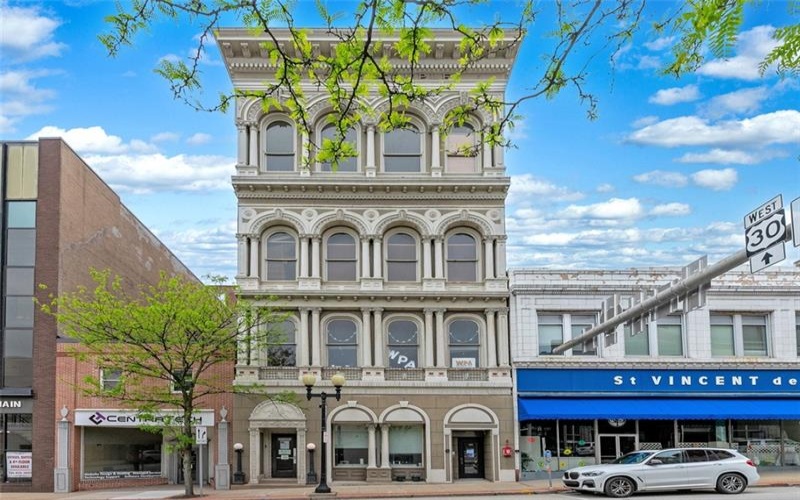 132 Main St, Greensburg, 15601, ,Commercial-industrial-business,For Sale,Main St,1749394