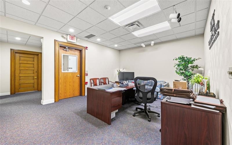 132 Main St, Greensburg, 15601, ,Commercial-industrial-business,For Sale,Main St,1749394