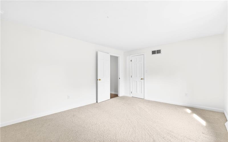 110 Royal Place, Canonsburg, 15317, 4 Bedrooms Bedrooms, 8 Rooms Rooms,2.1 BathroomsBathrooms,Residential,For Sale,Royal Place,1749421
