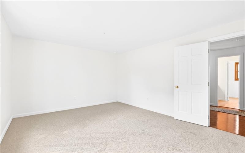 110 Royal Place, Canonsburg, 15317, 4 Bedrooms Bedrooms, 8 Rooms Rooms,2.1 BathroomsBathrooms,Residential,For Sale,Royal Place,1749421