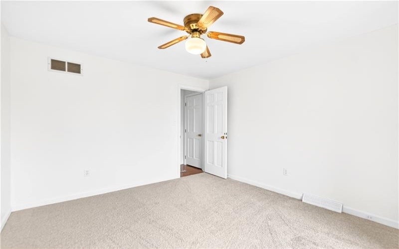 110 Royal Place, Canonsburg, 15317, 4 Bedrooms Bedrooms, 8 Rooms Rooms,2.1 BathroomsBathrooms,Residential,For Sale,Royal Place,1749421