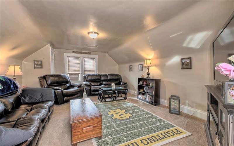 1016 Patterson Ave, Jeannette, 15644, 3 Bedrooms Bedrooms, 7 Rooms Rooms,2 BathroomsBathrooms,Residential,For Sale,Patterson Ave,1750843