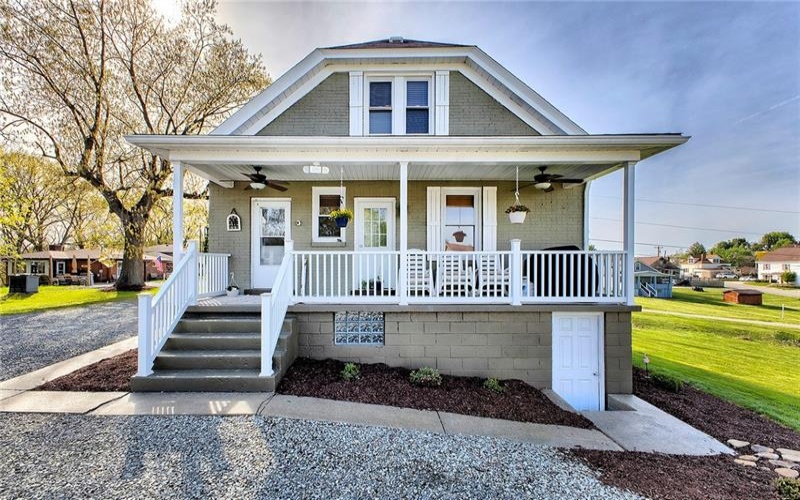 1016 Patterson Ave, Jeannette, 15644, 3 Bedrooms Bedrooms, 7 Rooms Rooms,2 BathroomsBathrooms,Residential,For Sale,Patterson Ave,1750843