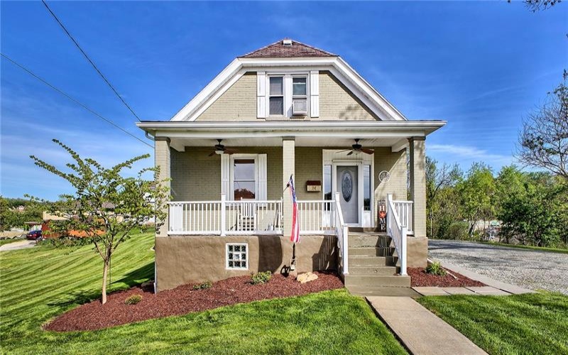 1016 Patterson Ave, Jeannette, 15644, 3 Bedrooms Bedrooms, 7 Rooms Rooms,2 BathroomsBathrooms,Residential,For Sale,Patterson Ave,1750843