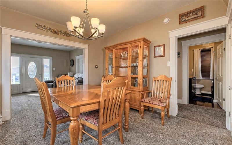 1016 Patterson Ave, Jeannette, 15644, 3 Bedrooms Bedrooms, 7 Rooms Rooms,2 BathroomsBathrooms,Residential,For Sale,Patterson Ave,1750843