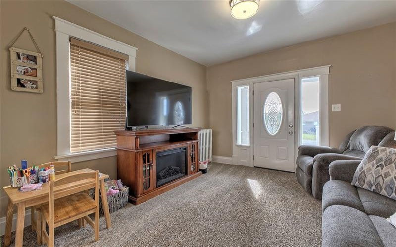 1016 Patterson Ave, Jeannette, 15644, 3 Bedrooms Bedrooms, 7 Rooms Rooms,2 BathroomsBathrooms,Residential,For Sale,Patterson Ave,1750843