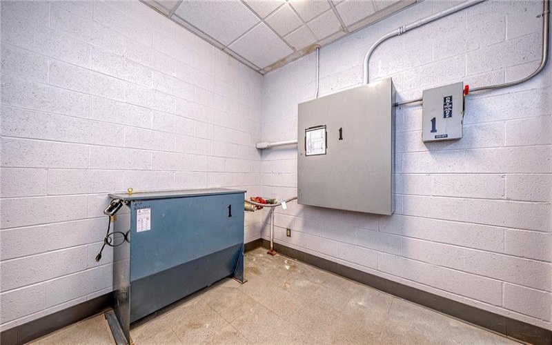 255 3rd St, New Kensington, 15068, ,Commercial-industrial-business,For Sale,3rd St,1749443