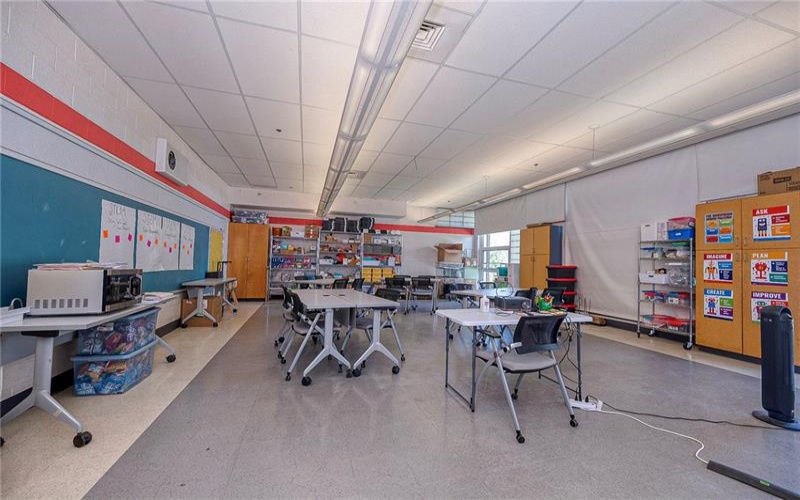 255 3rd St, New Kensington, 15068, ,Commercial-industrial-business,For Sale,3rd St,1749443