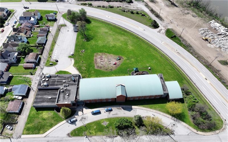 255 3rd St, New Kensington, 15068, ,Commercial-industrial-business,For Sale,3rd St,1749443