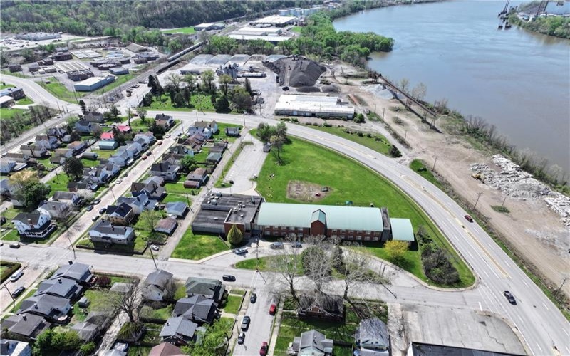 255 3rd St, New Kensington, 15068, ,Commercial-industrial-business,For Sale,3rd St,1749443