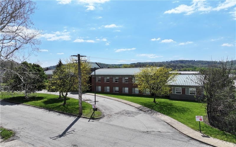 255 3rd St, New Kensington, 15068, ,Commercial-industrial-business,For Sale,3rd St,1749443