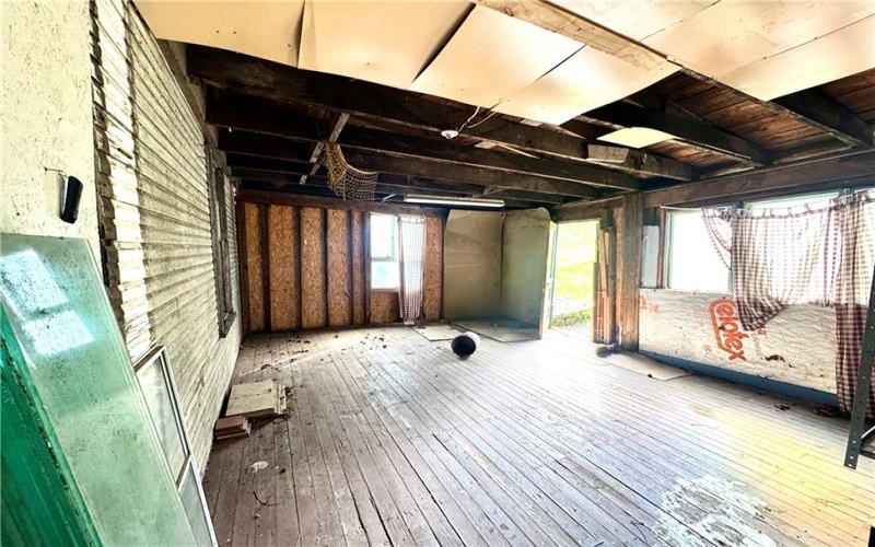 1011 Broadway Street, 15557, 15557, 3 Bedrooms Bedrooms, ,1 BathroomBathrooms,Residential,For Sale,Broadway Street,1749445