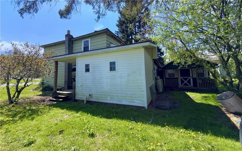 161 Middle St, Jenners, 15546, 5 Bedrooms Bedrooms, ,2 BathroomsBathrooms,Residential,For Sale,Middle St,1750869