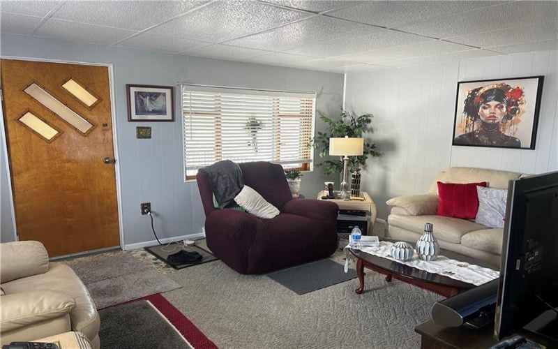 927 1st St, New Salem, 15442, 2 Bedrooms Bedrooms, ,1 BathroomBathrooms,Residential,For Sale,1st St,1750873