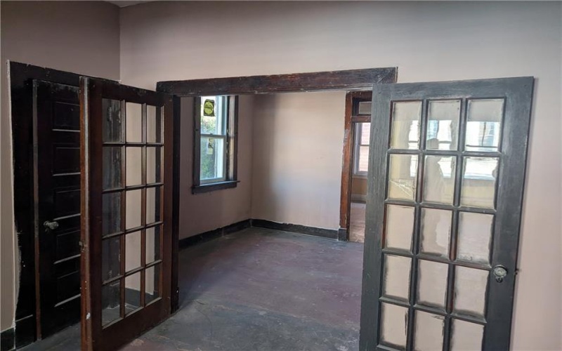 107 Brownsville Ave, Brownsville, 15417, ,Commercial-industrial-business,For Sale,Brownsville Ave,1750877