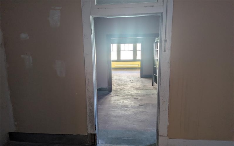 107 Brownsville Ave, Brownsville, 15417, ,Commercial-industrial-business,For Sale,Brownsville Ave,1750877