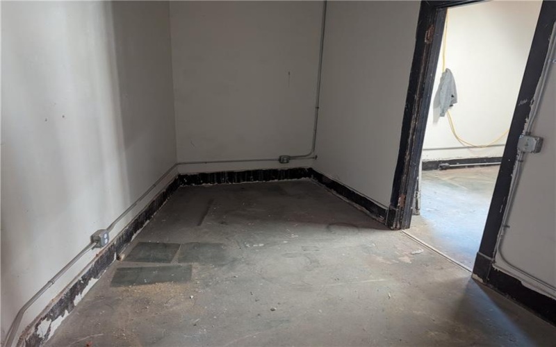 107 Brownsville Ave, Brownsville, 15417, ,Commercial-industrial-business,For Sale,Brownsville Ave,1750877