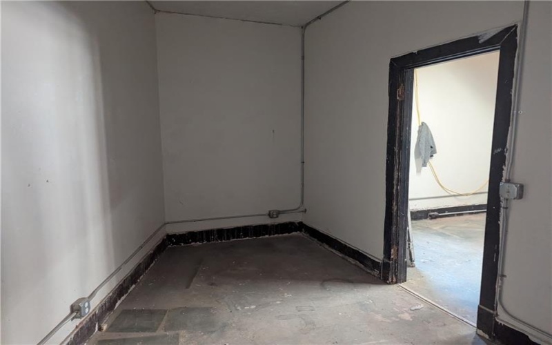 107 Brownsville Ave, Brownsville, 15417, ,Commercial-industrial-business,For Sale,Brownsville Ave,1750877