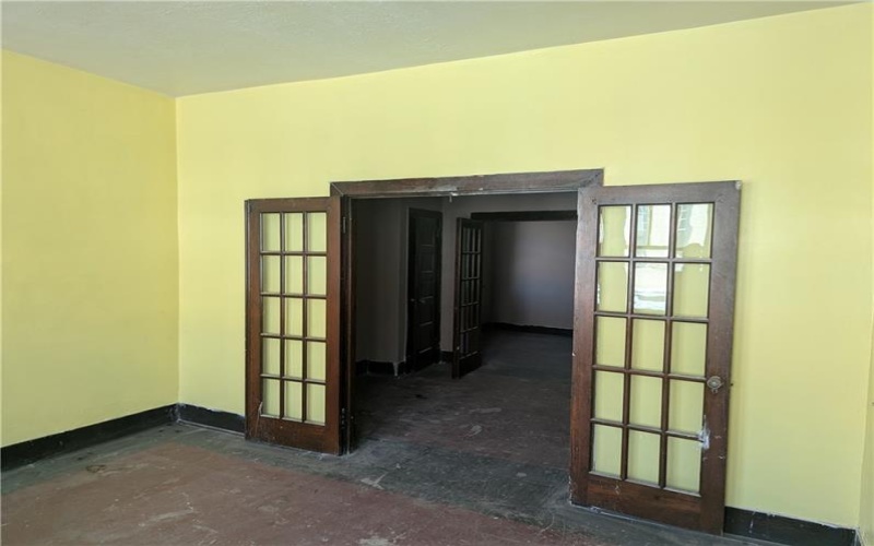 107 Brownsville Ave, Brownsville, 15417, ,Commercial-industrial-business,For Sale,Brownsville Ave,1750877