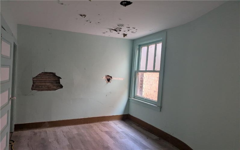107 Brownsville Ave, Brownsville, 15417, ,Commercial-industrial-business,For Sale,Brownsville Ave,1750877