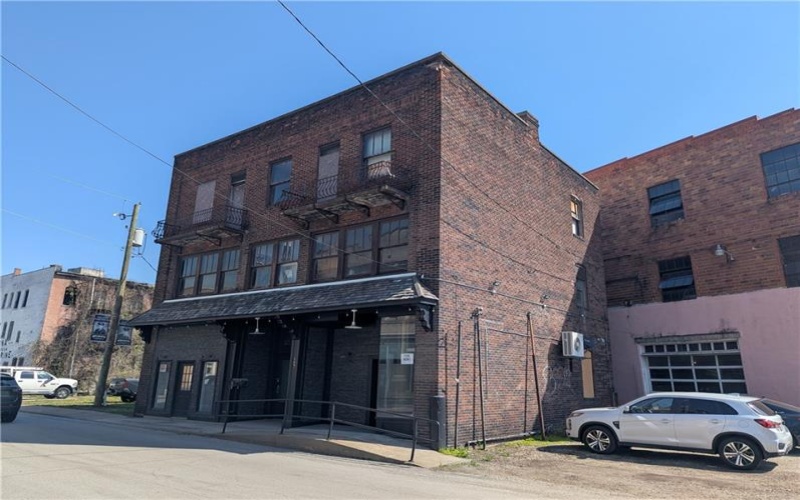 107 Brownsville Ave, Brownsville, 15417, ,Commercial-industrial-business,For Sale,Brownsville Ave,1750877