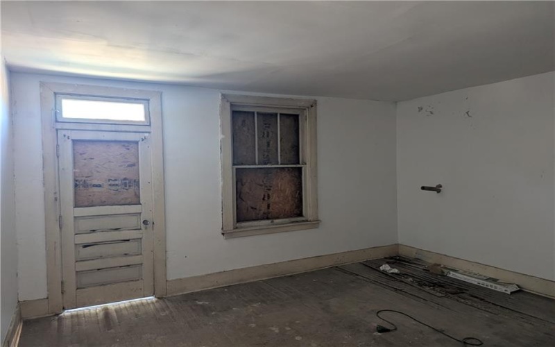 107 Brownsville Ave, Brownsville, 15417, ,Commercial-industrial-business,For Sale,Brownsville Ave,1750877