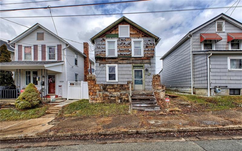 227 Avenue A, Latrobe, 15650, 3 Bedrooms Bedrooms, ,1 BathroomBathrooms,Residential,For Sale,Avenue A,1750905