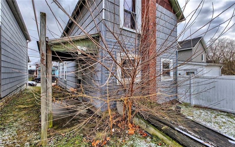 227 Avenue A, Latrobe, 15650, 3 Bedrooms Bedrooms, ,1 BathroomBathrooms,Residential,For Sale,Avenue A,1750905