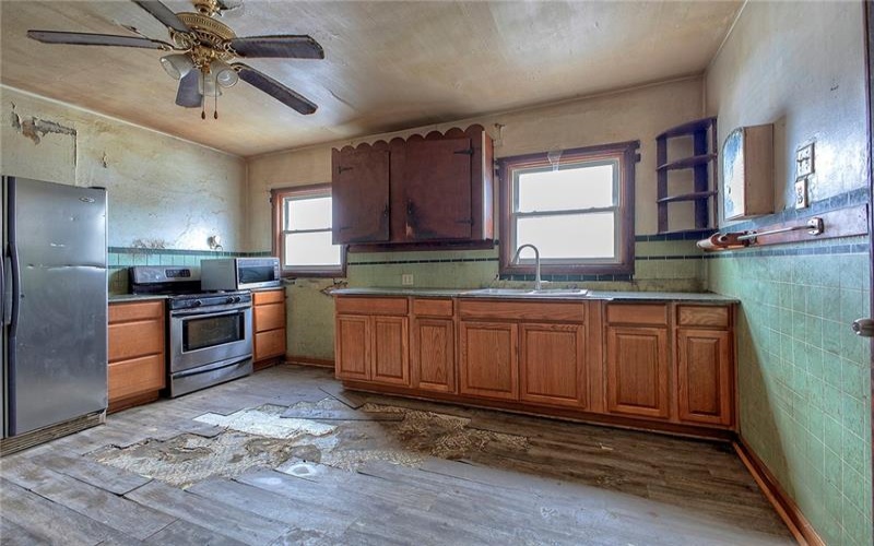 227 Avenue A, Latrobe, 15650, 3 Bedrooms Bedrooms, ,1 BathroomBathrooms,Residential,For Sale,Avenue A,1750905