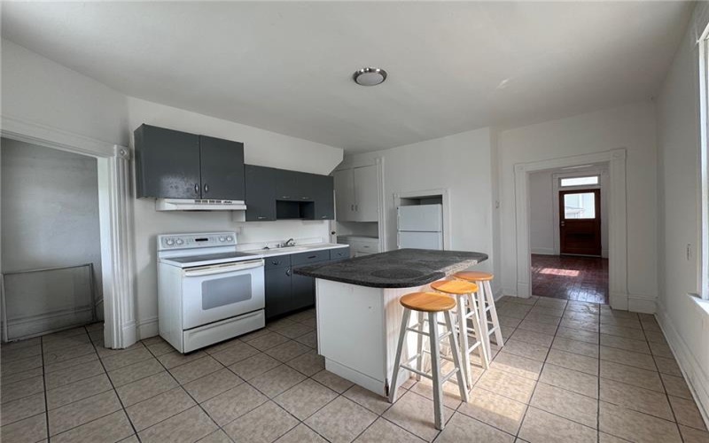 441 5th Street, Donora, 15033, 2 Bedrooms Bedrooms, ,1 BathroomBathrooms,Lease,For Rent,5th Street,1749496