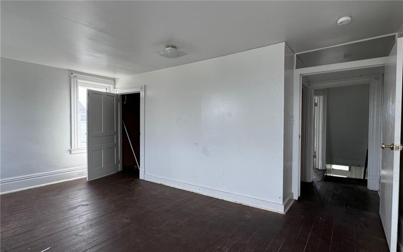 441 5th Street, Donora, 15033, 2 Bedrooms Bedrooms, ,1 BathroomBathrooms,Lease,For Rent,5th Street,1749496
