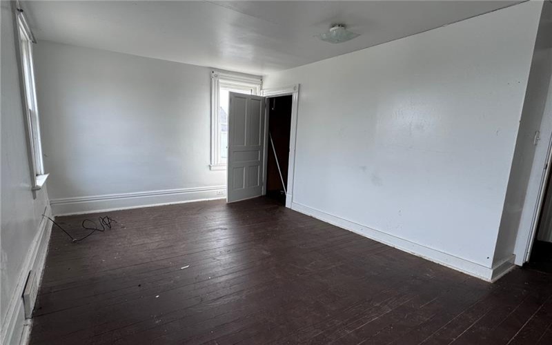 441 5th Street, Donora, 15033, 2 Bedrooms Bedrooms, ,1 BathroomBathrooms,Lease,For Rent,5th Street,1749496