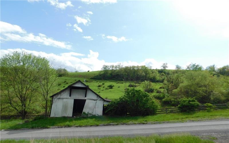 108 Oak Spring Rd, West Finley, 15377, 3 Bedrooms Bedrooms, ,1.1 BathroomsBathrooms,Farm-acreage-lot,For Sale,Oak Spring Rd,1750923