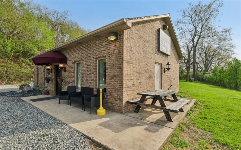 30 Terrace AVENUE, Leechburg, 15656, ,Commercial-industrial-business,For Sale,Terrace,1749500
