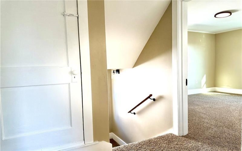178 Lincoln St, Uniontown, 15401, 3 Bedrooms Bedrooms, 4 Rooms Rooms,2.1 BathroomsBathrooms,Residential,For Sale,Lincoln St,1750926