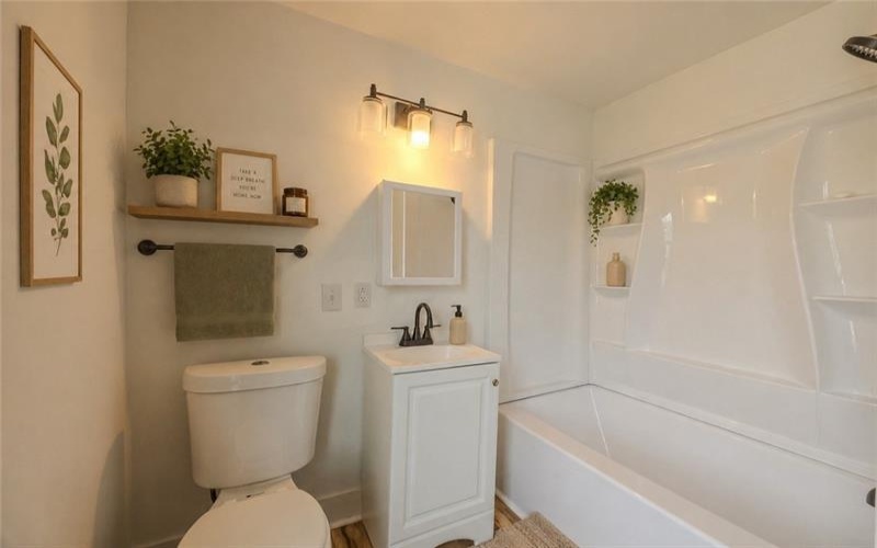 178 Lincoln St, Uniontown, 15401, 3 Bedrooms Bedrooms, 4 Rooms Rooms,2.1 BathroomsBathrooms,Residential,For Sale,Lincoln St,1750926