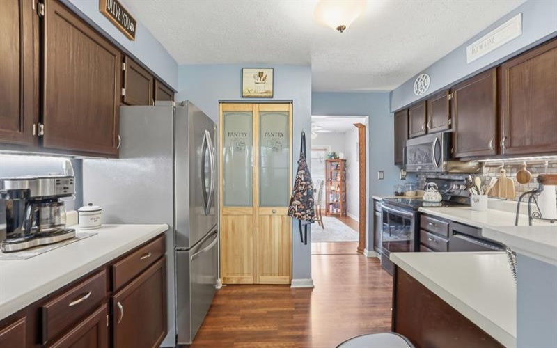 395 Jubilee DRIVE, Bridgeville, 15017, 3 Bedrooms Bedrooms, 8 Rooms Rooms,1.1 BathroomsBathrooms,Residential,For Sale,Jubilee,1750939