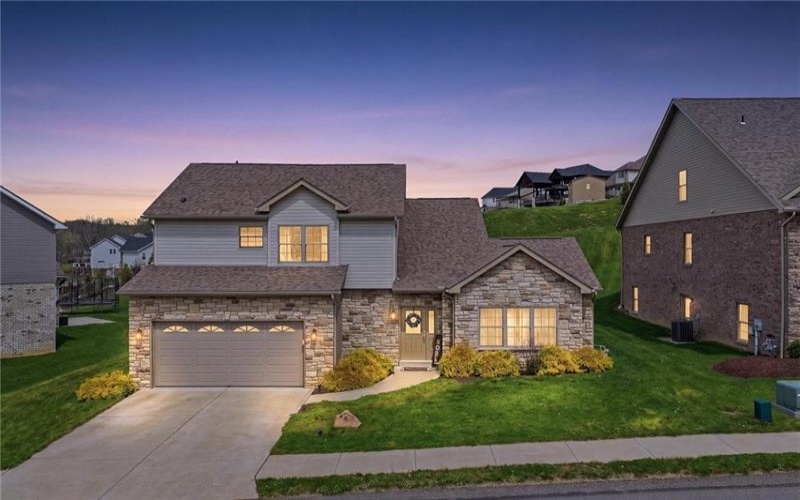 301 Juniper Way, McMurray, 15317, 3 Bedrooms Bedrooms, 12 Rooms Rooms,3.1 BathroomsBathrooms,Residential,For Sale,Juniper Way,1749529