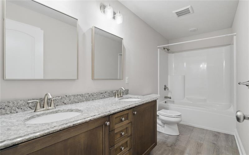 301 Juniper Way, McMurray, 15317, 3 Bedrooms Bedrooms, 12 Rooms Rooms,3.1 BathroomsBathrooms,Residential,For Sale,Juniper Way,1749529