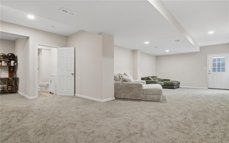301 Juniper Way, McMurray, 15317, 3 Bedrooms Bedrooms, 12 Rooms Rooms,3.1 BathroomsBathrooms,Residential,For Sale,Juniper Way,1749529