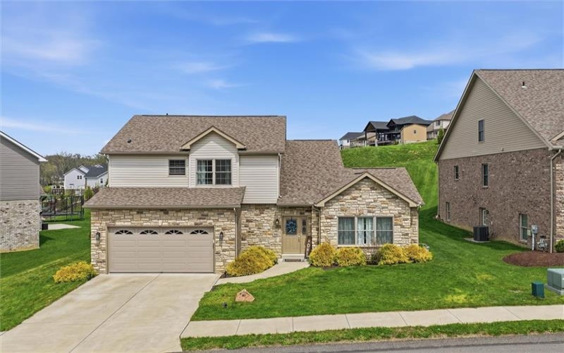 301 Juniper Way, McMurray, 15317, 3 Bedrooms Bedrooms, 12 Rooms Rooms,3.1 BathroomsBathrooms,Residential,For Sale,Juniper Way,1749529